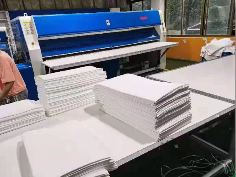 迎江高速熨烫机-01